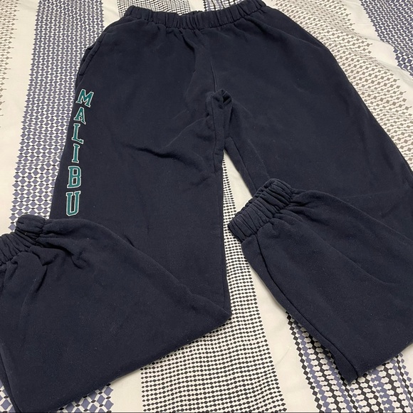 Brandy Melville John Galt Sweatpants - Picture 4 of 11